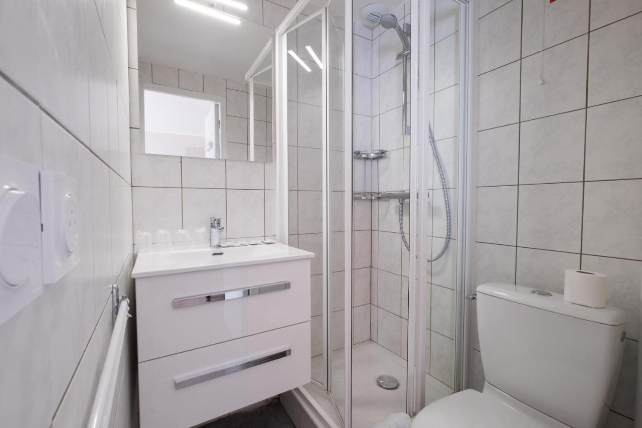 Hotel Les Essarts, Ussim Vacances Валоар Стая снимка