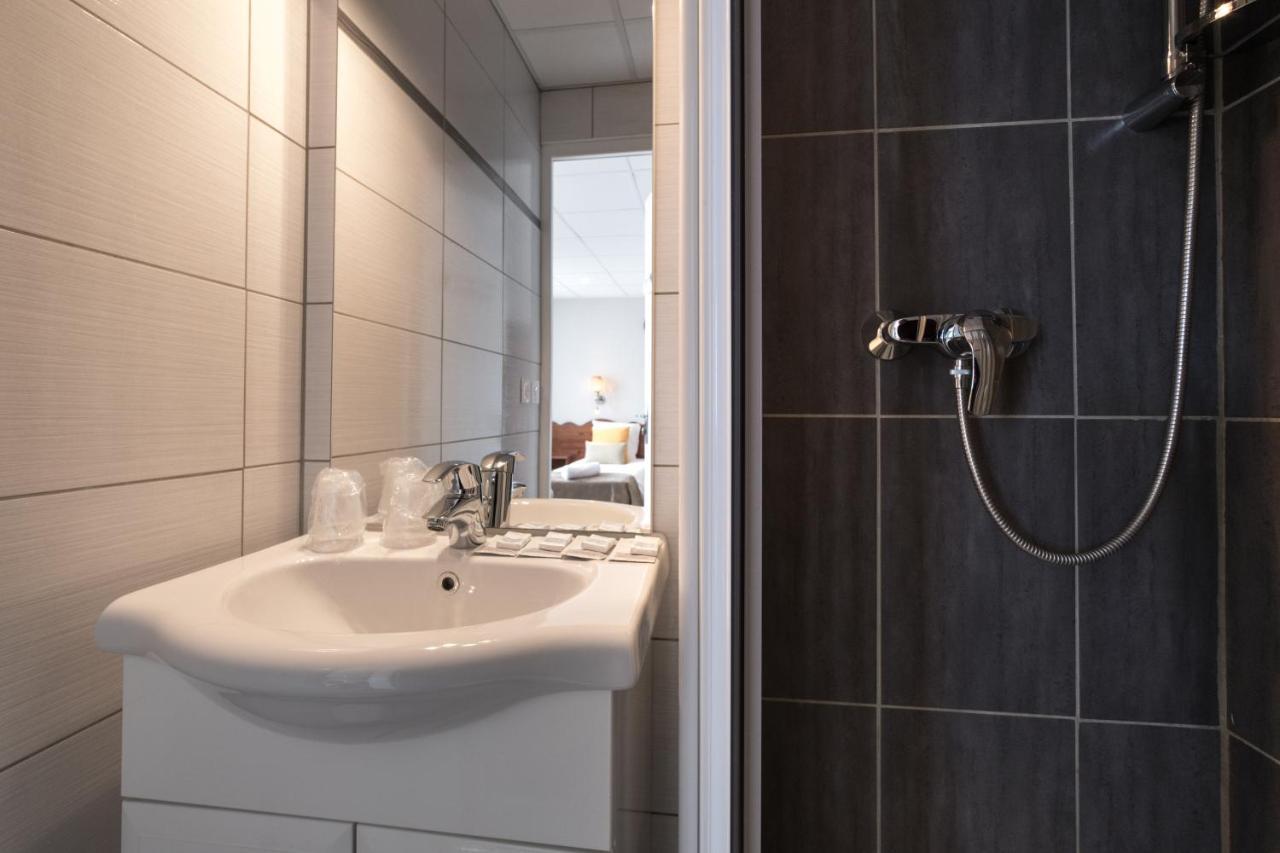 Hotel Les Essarts, Ussim Vacances Валоар Стая снимка