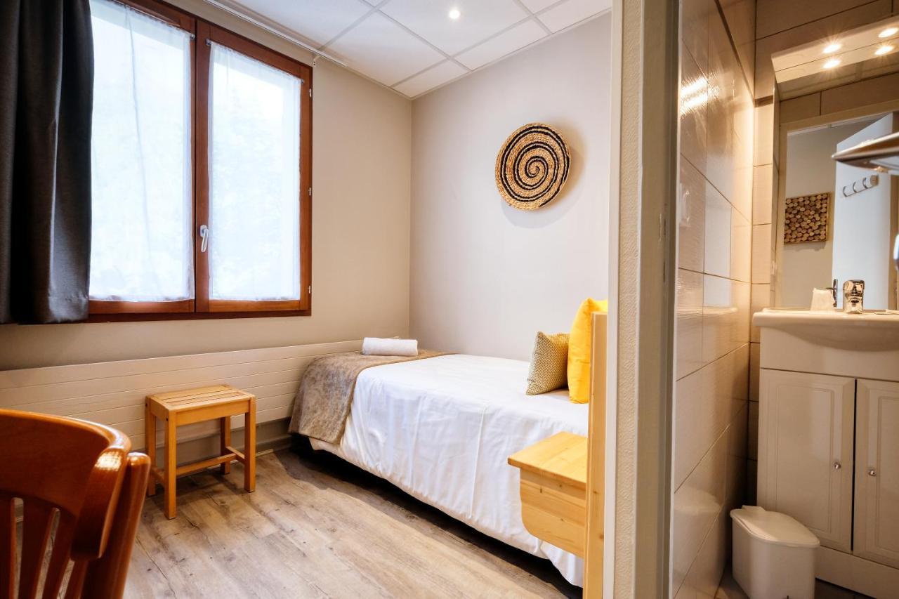 Hotel Les Essarts, Ussim Vacances Валоар Стая снимка